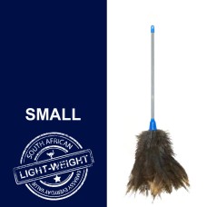 Light-weight 32 - 32 inch plastic handled extendable duster